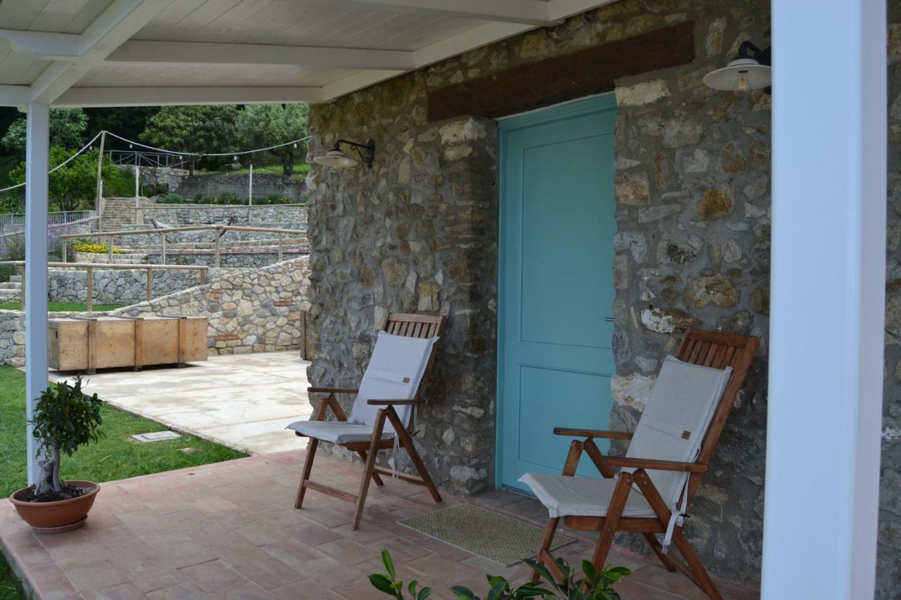 Borgo Rosso Di Sera Resort San Lucido Bagian luar foto